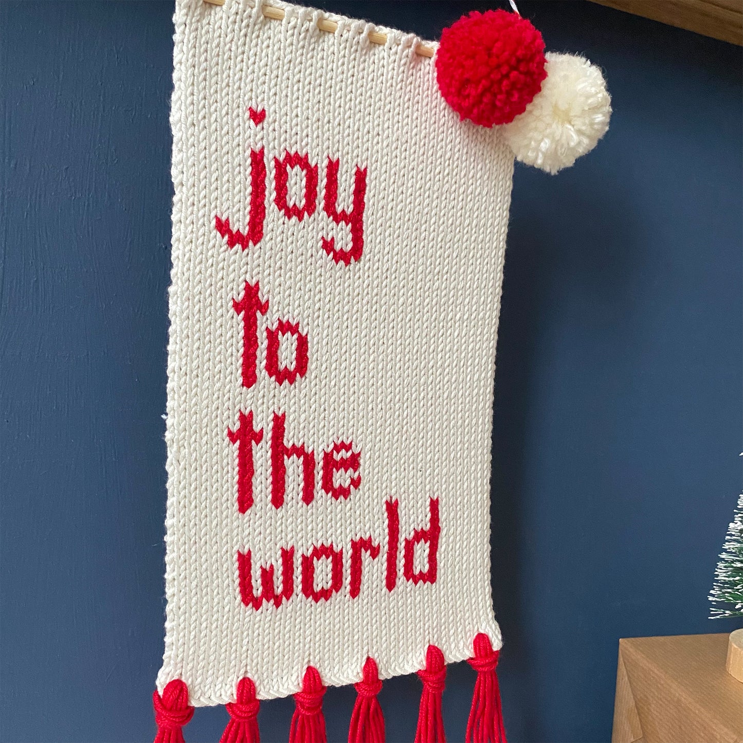 'Joy To The World' Christmas Wall Hanging